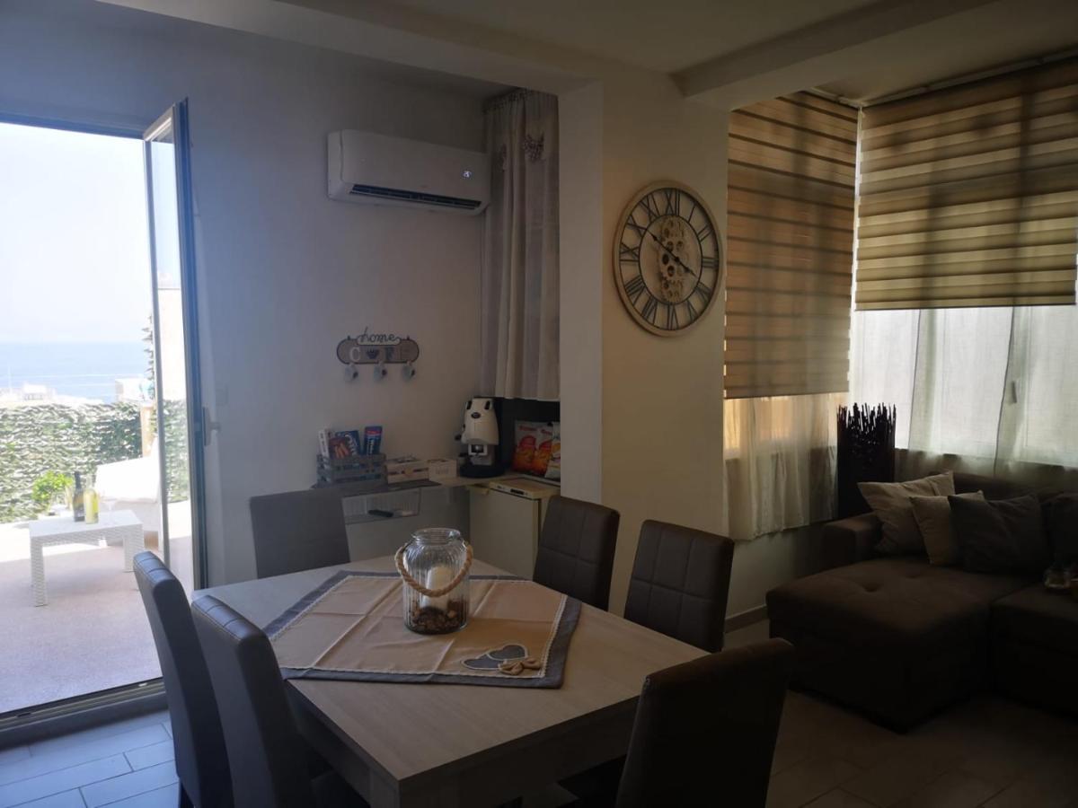 La Casetta Di Maria Apartman Santa Flavia Kültér fotó